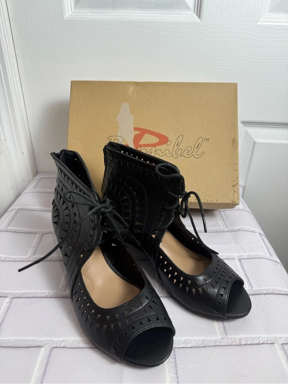 Bonnibel Black Cutout Lace-Up Wedge Sandals Peep Toe Size 9